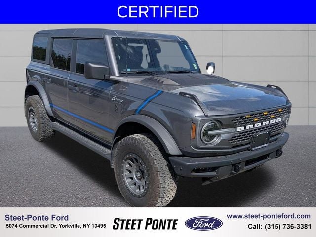 2024 Ford Bronco Badlands in Carbonized Gray Metallic — front three-quarter view