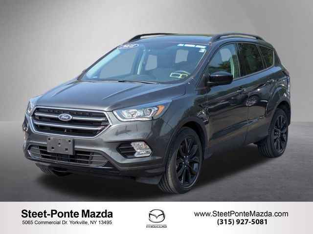 2018 Ford Escape SE in Magnetic — front three-quarter view